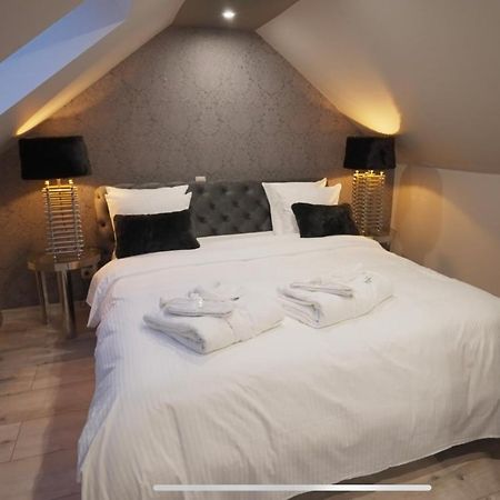 Les Suites M Wanze 外观 照片