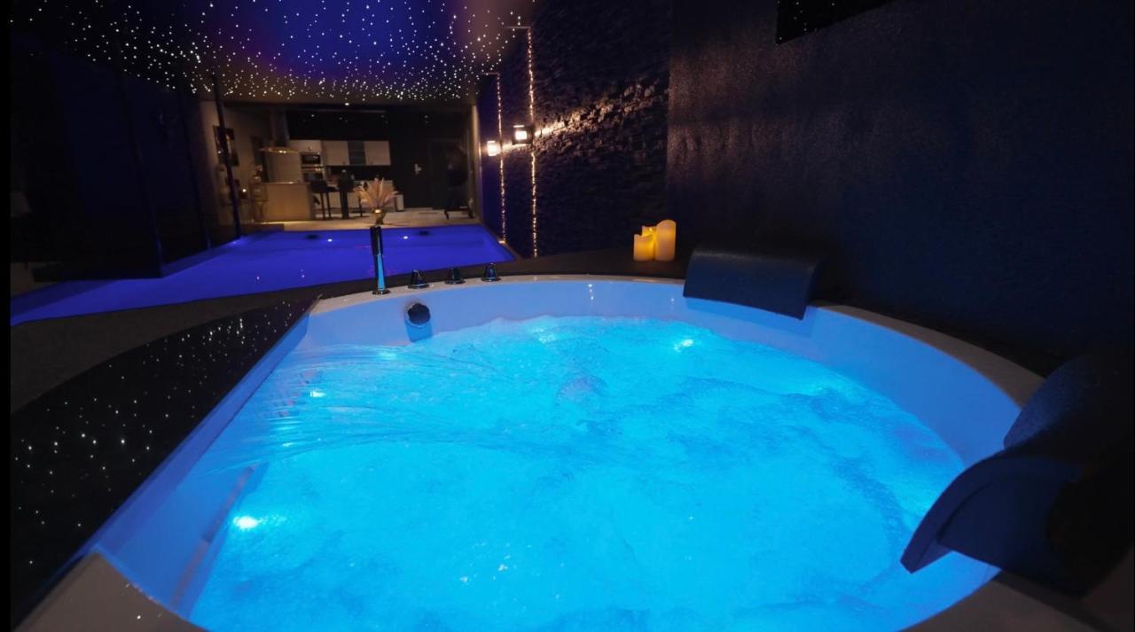 Les Suites M Wanze 外观 照片