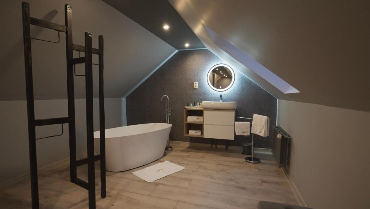 Les Suites M Wanze 外观 照片